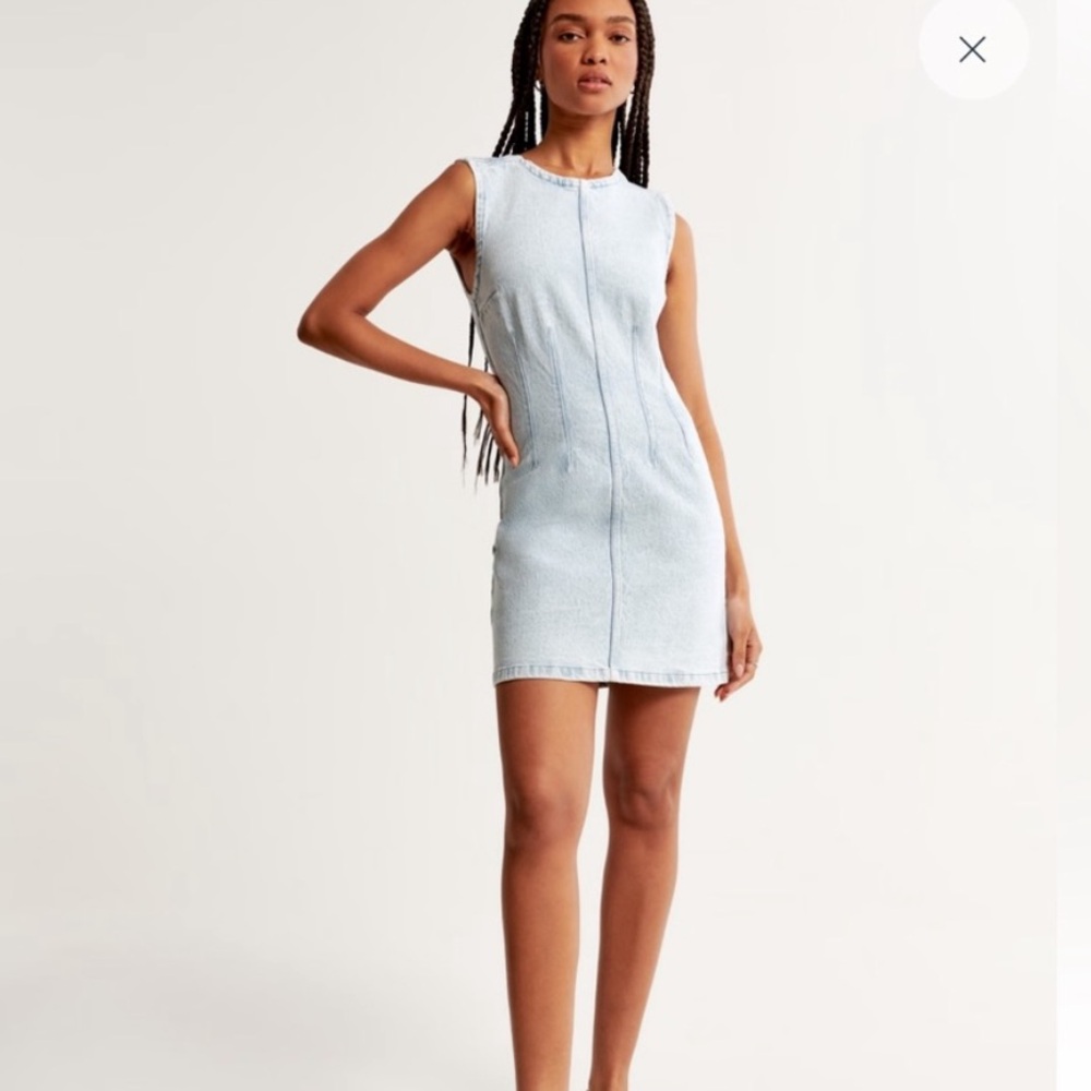 NWT Abercrombie & Fitch Shell Denim Mini Dress Size Small